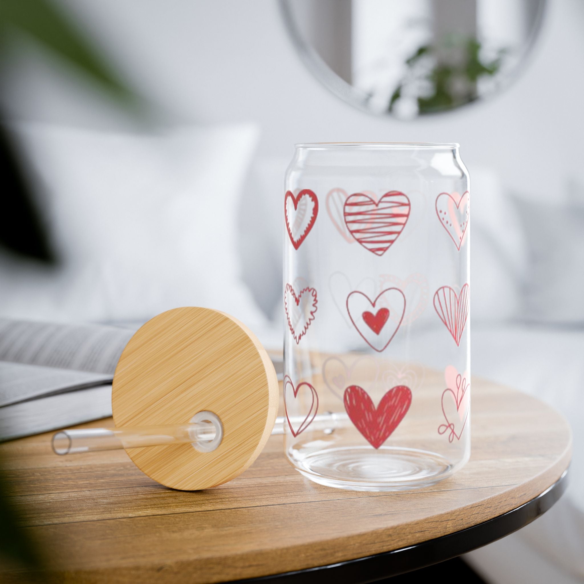 Heart Pattern 16oz Sipper Glass with Bamboo Lid & Straw – Valentine’s Drinkware